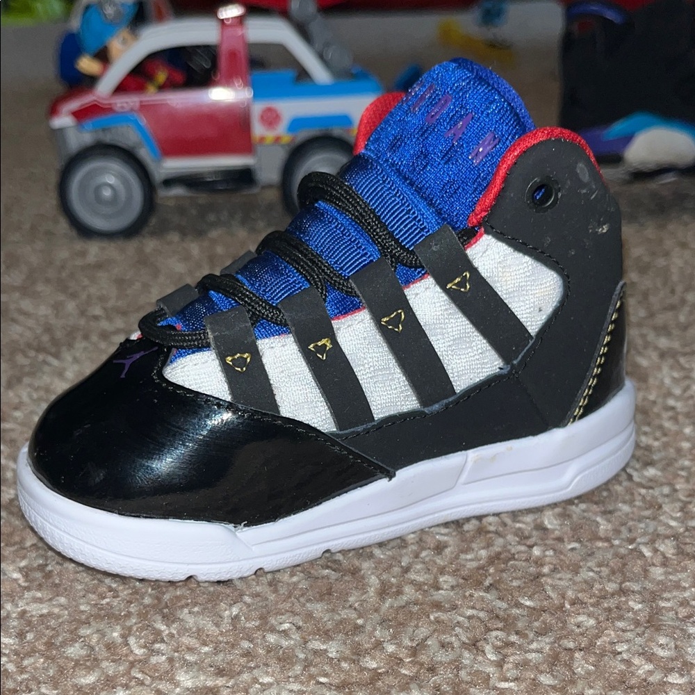 Nike Jordan Max Aura Toddler size